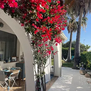 La Casa Di Nina Couette-café La Maddalena (Cagliari)